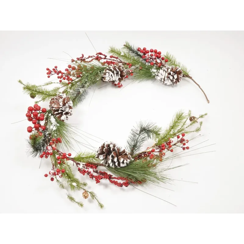 Pine Cone and Berry Garland 150 cm