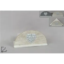 Rond de serviette en bois avec coeur