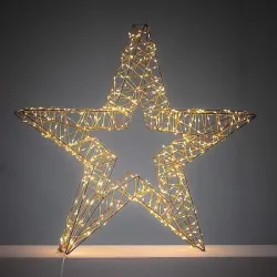 Estrella brillante de varios tamaños