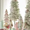 Albero Pino Superneve con Base in Metallo cm.97/132 EDG ambientata