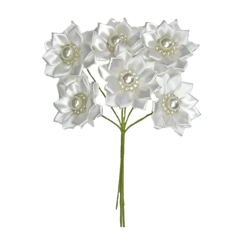 36 marguerites en satin avec diamants ivoire