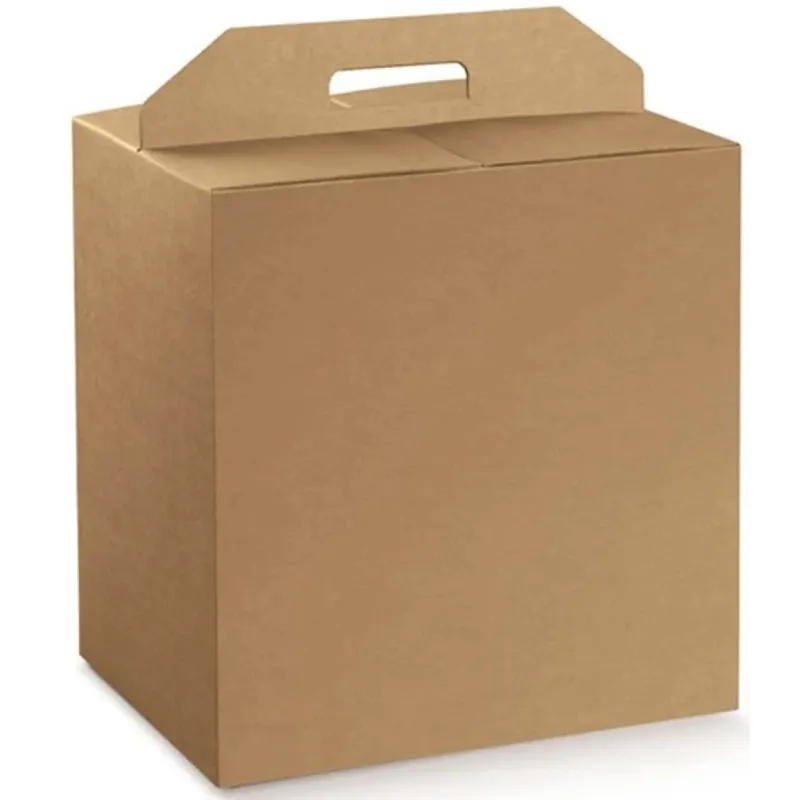 Caja de panettone y botella de La Habana