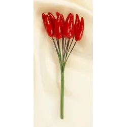 144 malých lesklých chilli papriček v trsátku