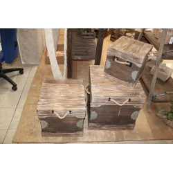 Houten stam vierkante basis