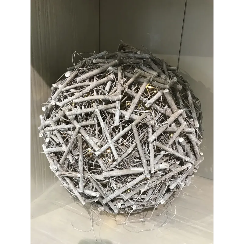 Weiße Holzkugel mit 30 LEDs cm 40