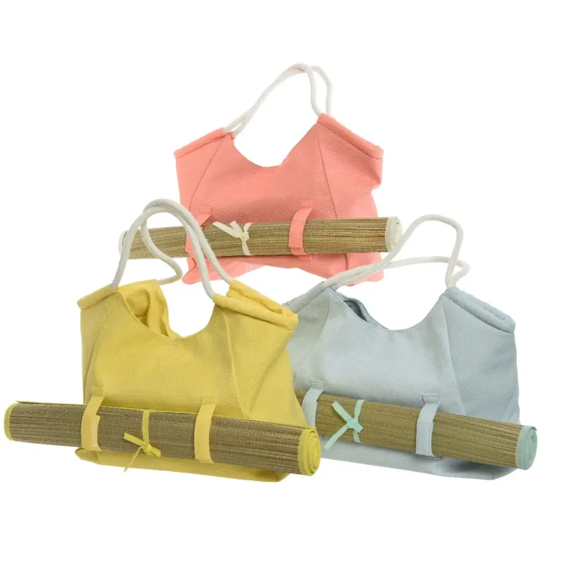 Bolsa de tela con tapete cm 15 x 52 x 29 colores surtidos