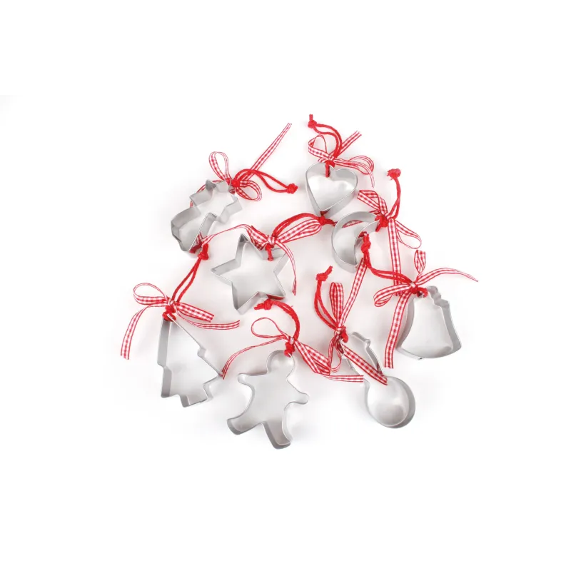 Biscuit moulds 8 pcs assort.