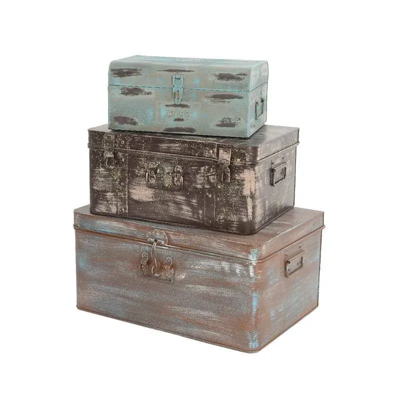 Valise en métal vieilli Différentes tailles